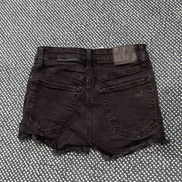 AEROPOSTALE Black wash High-Rise Denim Shorty Shorts - Picture 2 of 2